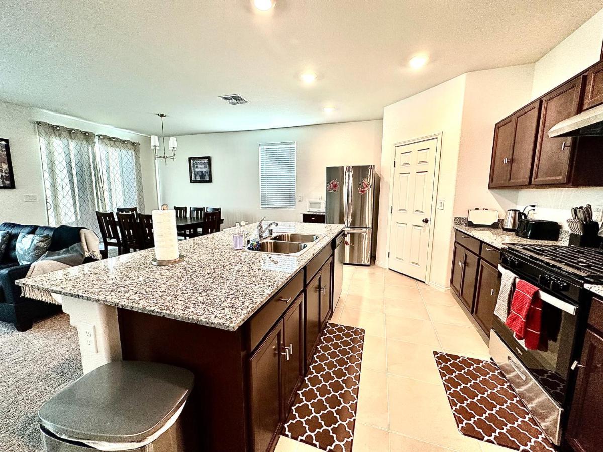 Spacious House, 5 Bedrooms, Sleeps 12, Near Las Vegas Strip And Airport Eksteriør billede